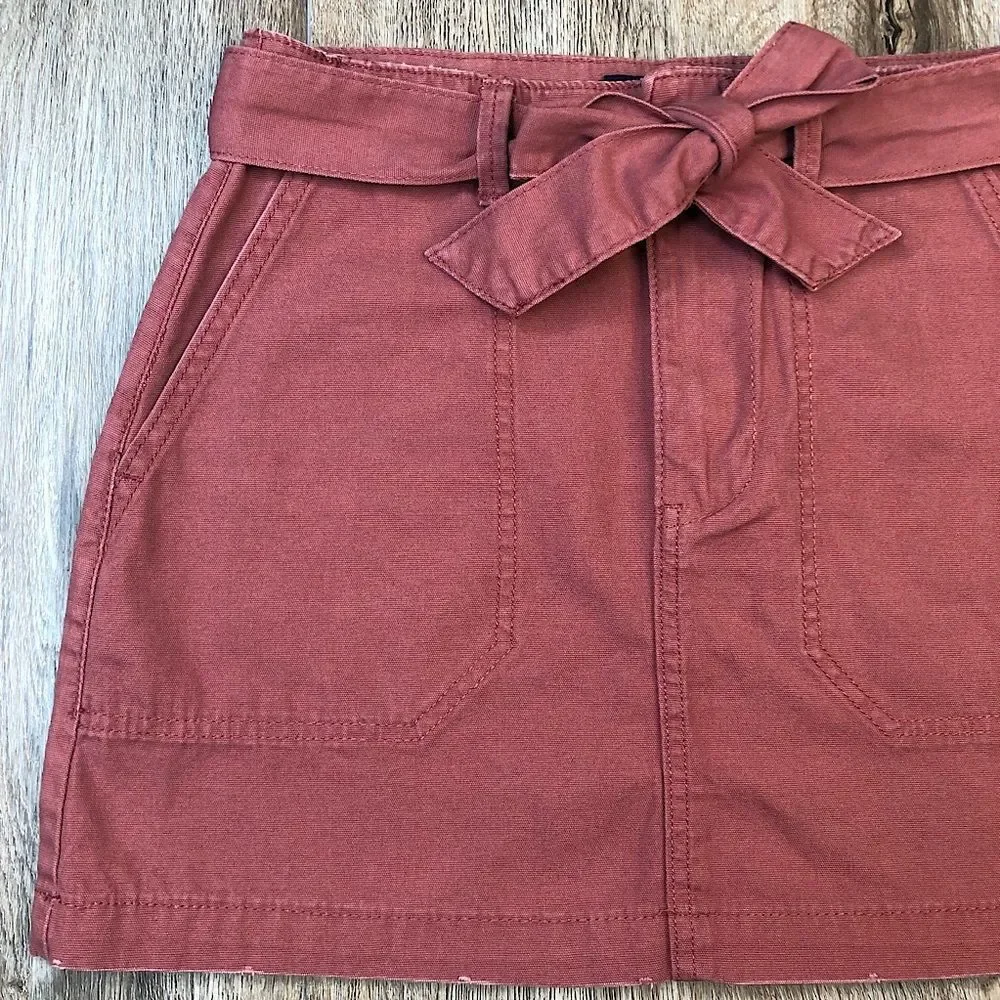 Tilly’s Indigo Rein Cargo Mini Skirt sz S